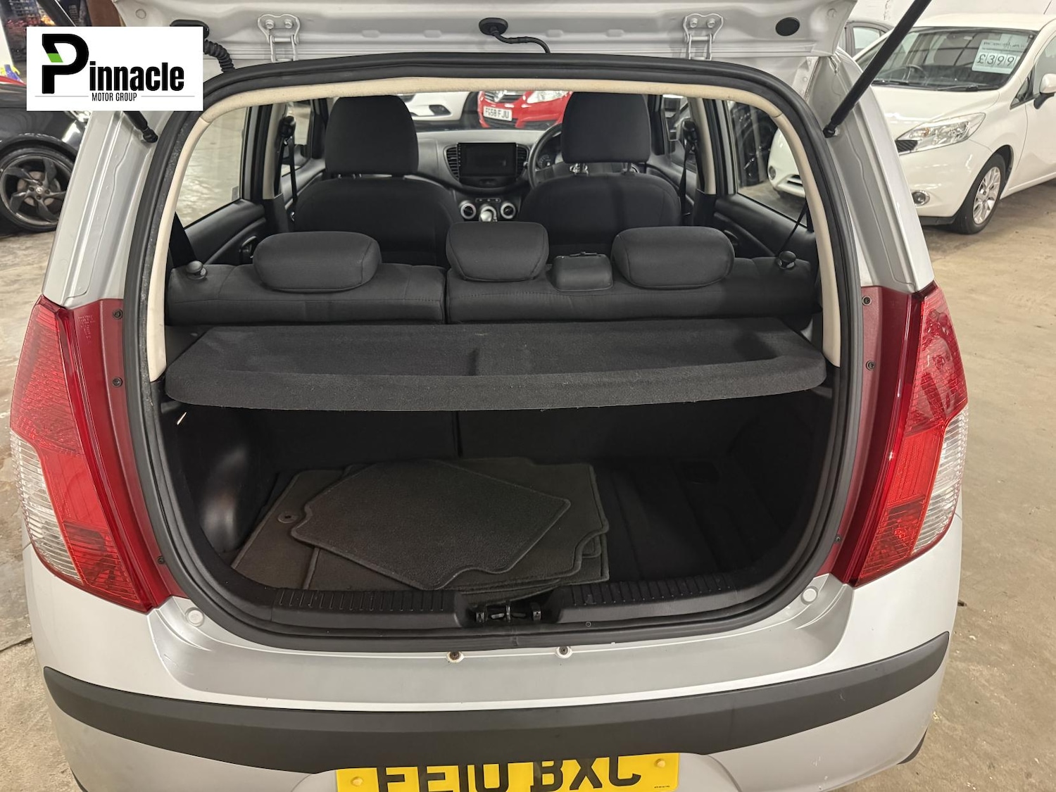 Used Hyundai i10 2010 for sale - 77339635: Photo 8