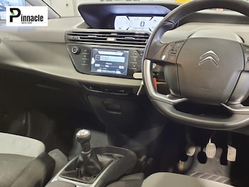 Used Citroen C4 Picasso 2015 for sale - 76563284: Photo