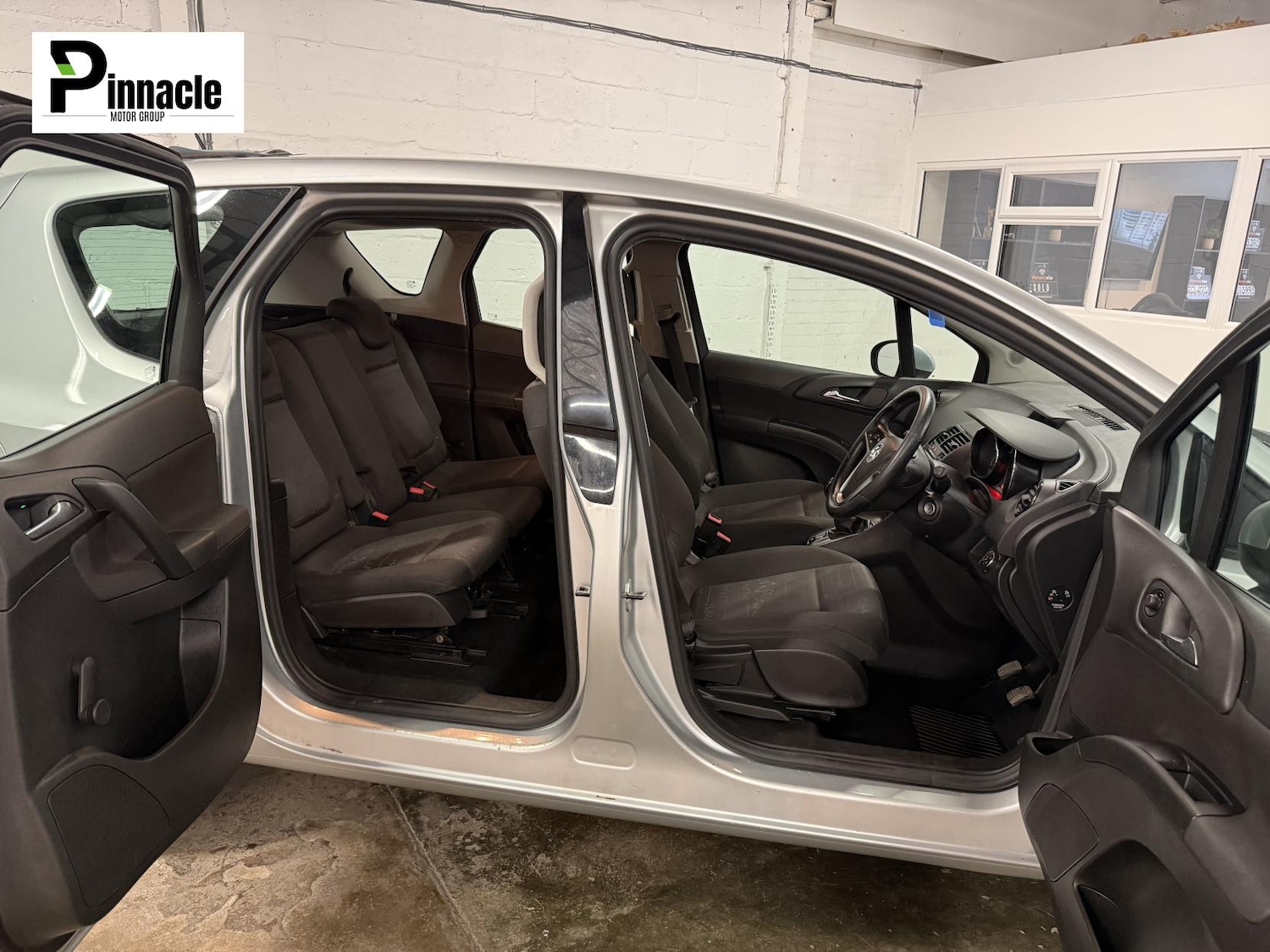 Used Vauxhall Meriva 2016 for sale - 77656695: Photo 15