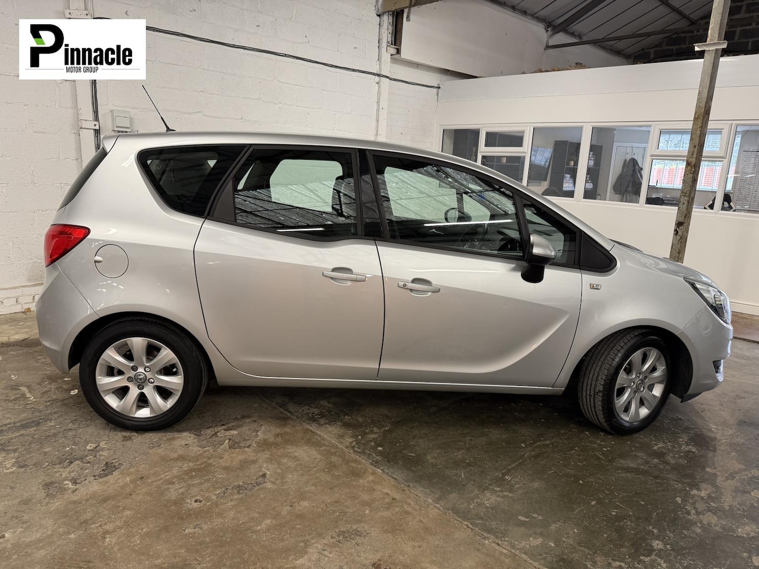 Used Vauxhall Meriva 2016 for sale - 77656695: Photo 9