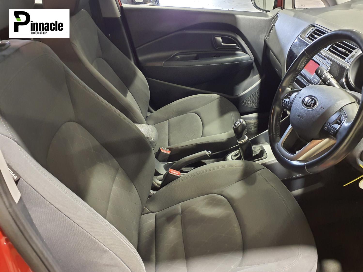 Used Kia Rio 2017 for sale - 76407811: Photo 2