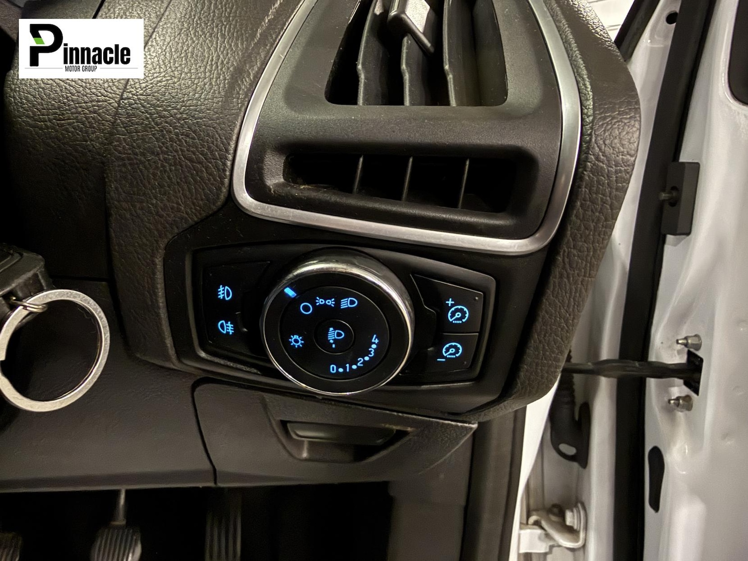 Used Ford Focus 2011 for sale - 77008882: Photo 14