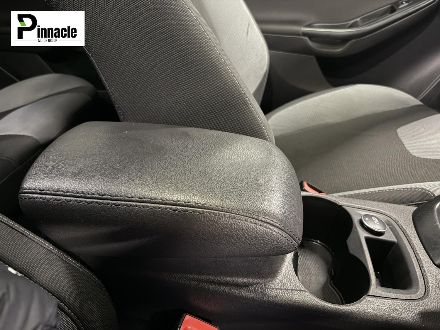 Used Ford Focus 2011 for sale - 77008882: Photo 16