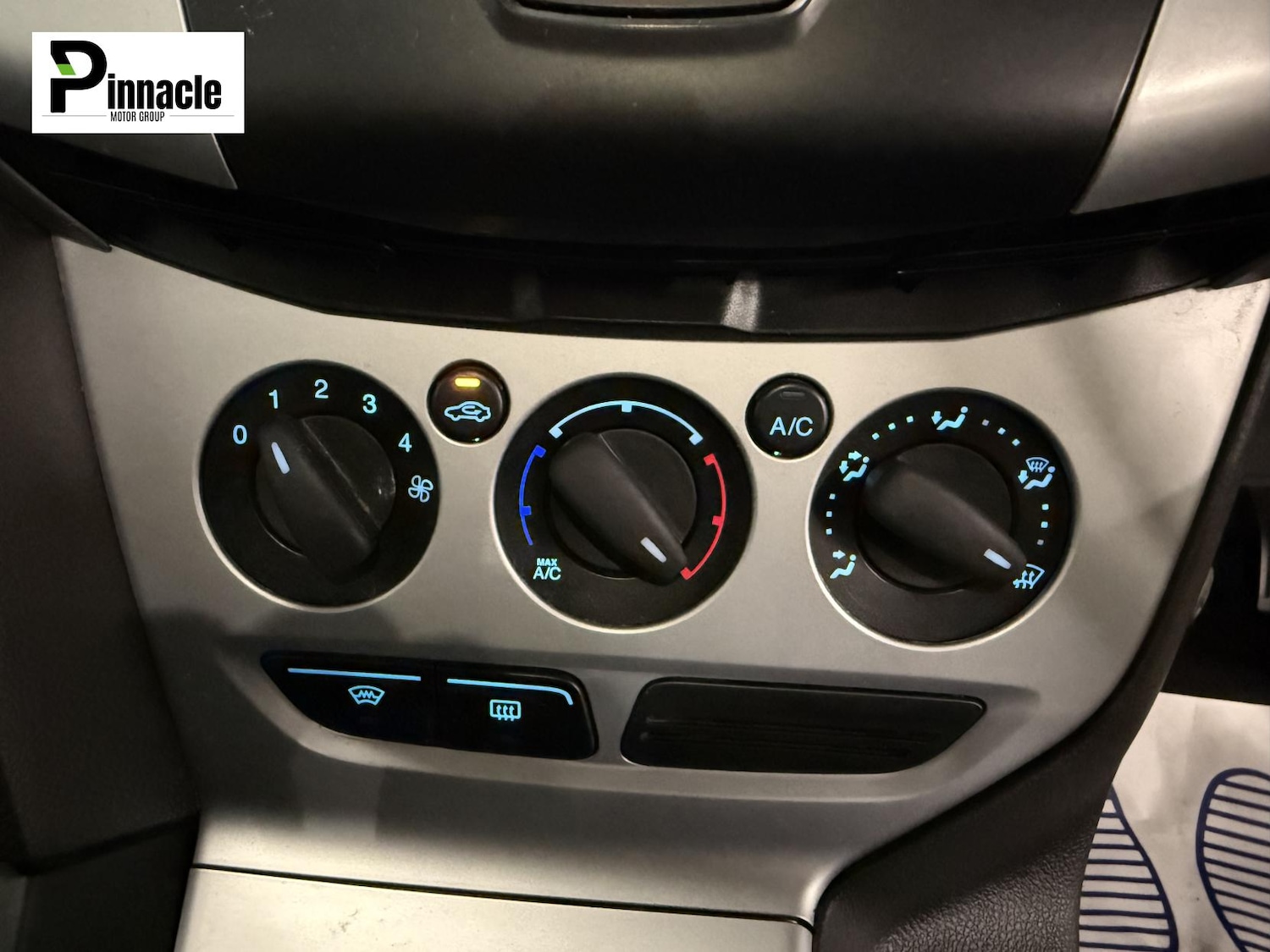 Used Ford Focus 2011 for sale - 77008882: Photo 19