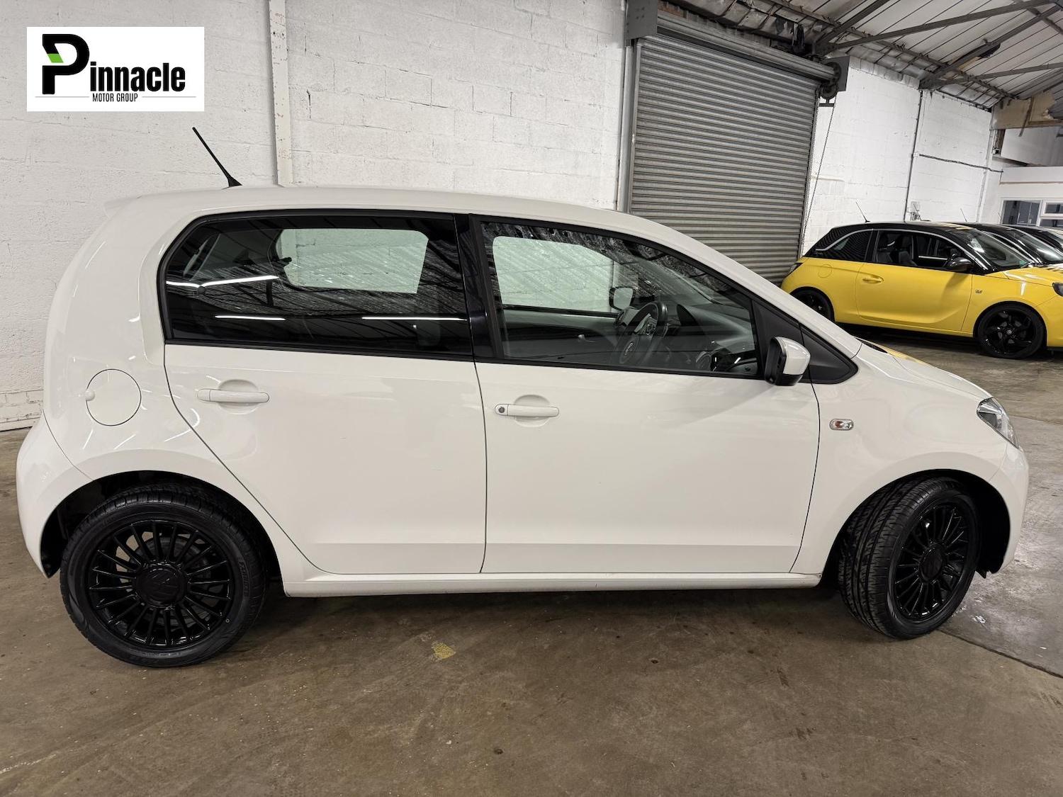 Used Volkswagen up! 2015 for sale - 76722774: Photo 11