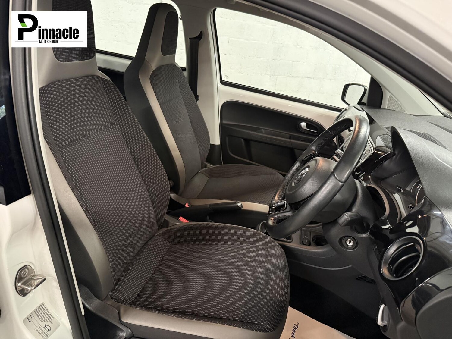 Used Volkswagen up! 2015 for sale - 76722774: Photo 19