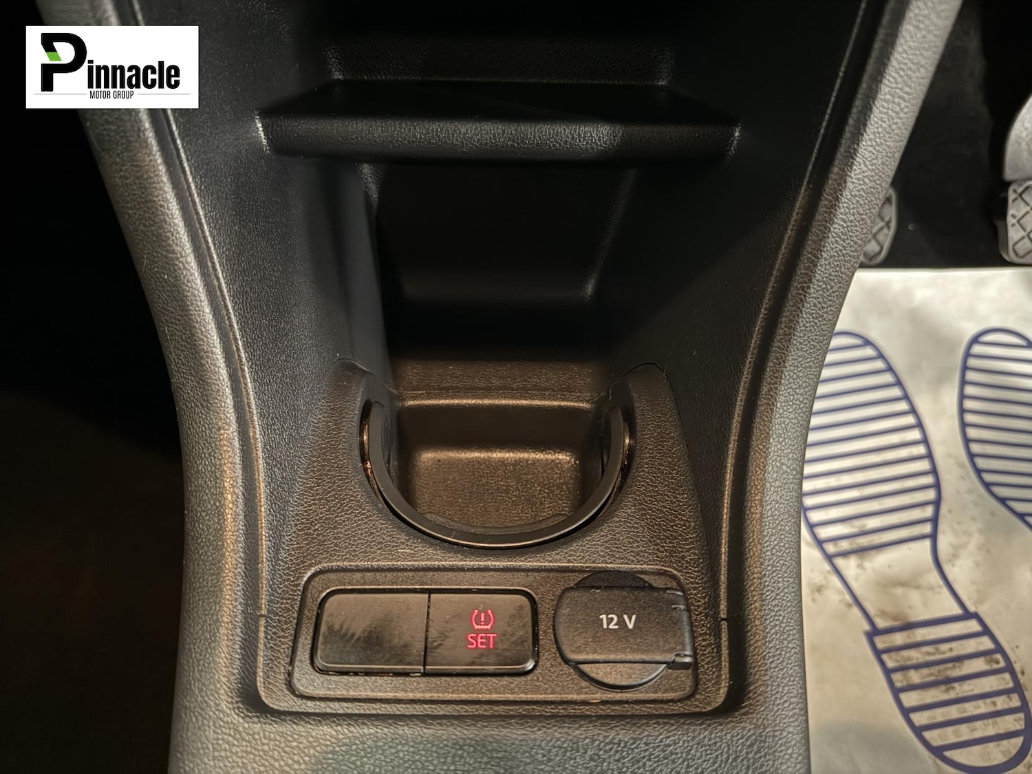 Used Volkswagen up! 2015 for sale - 76722774: Photo 28