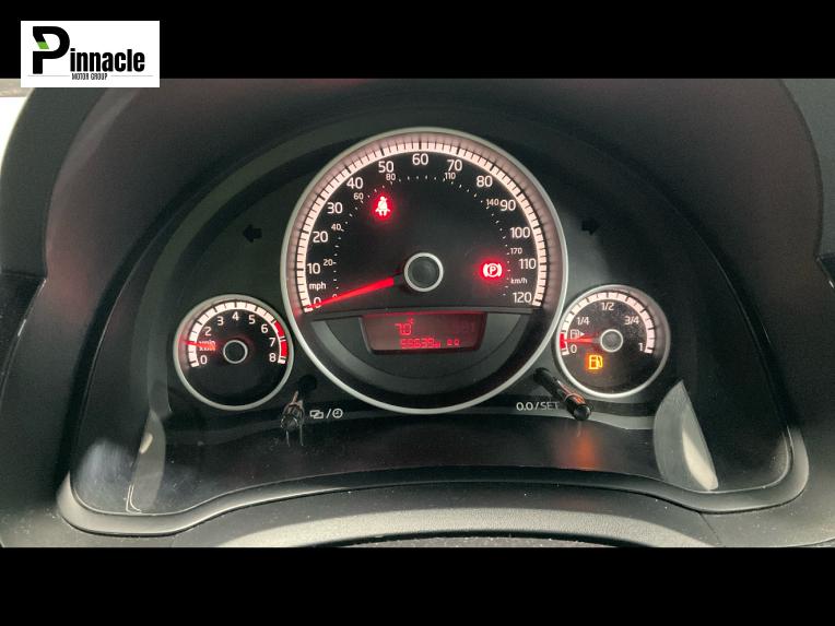 Used Volkswagen up! 2015 for sale - 76722774: Photo 6