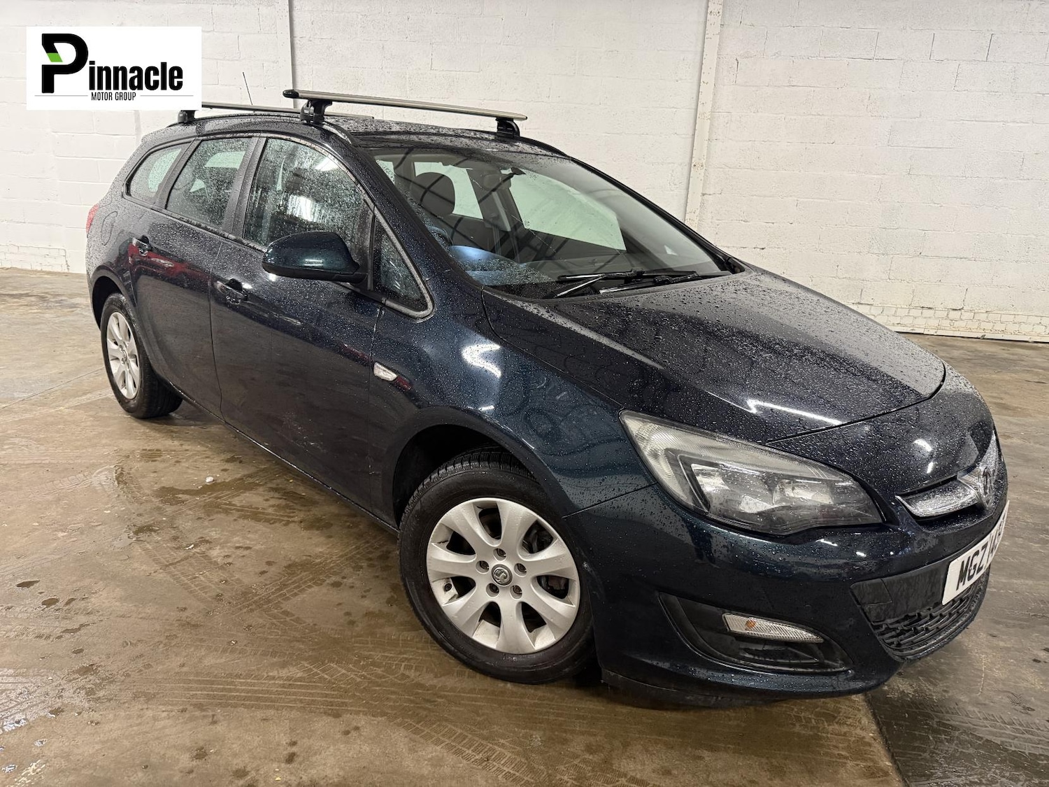 Used Vauxhall Astra 2015 for sale - 77277680: Photo 1