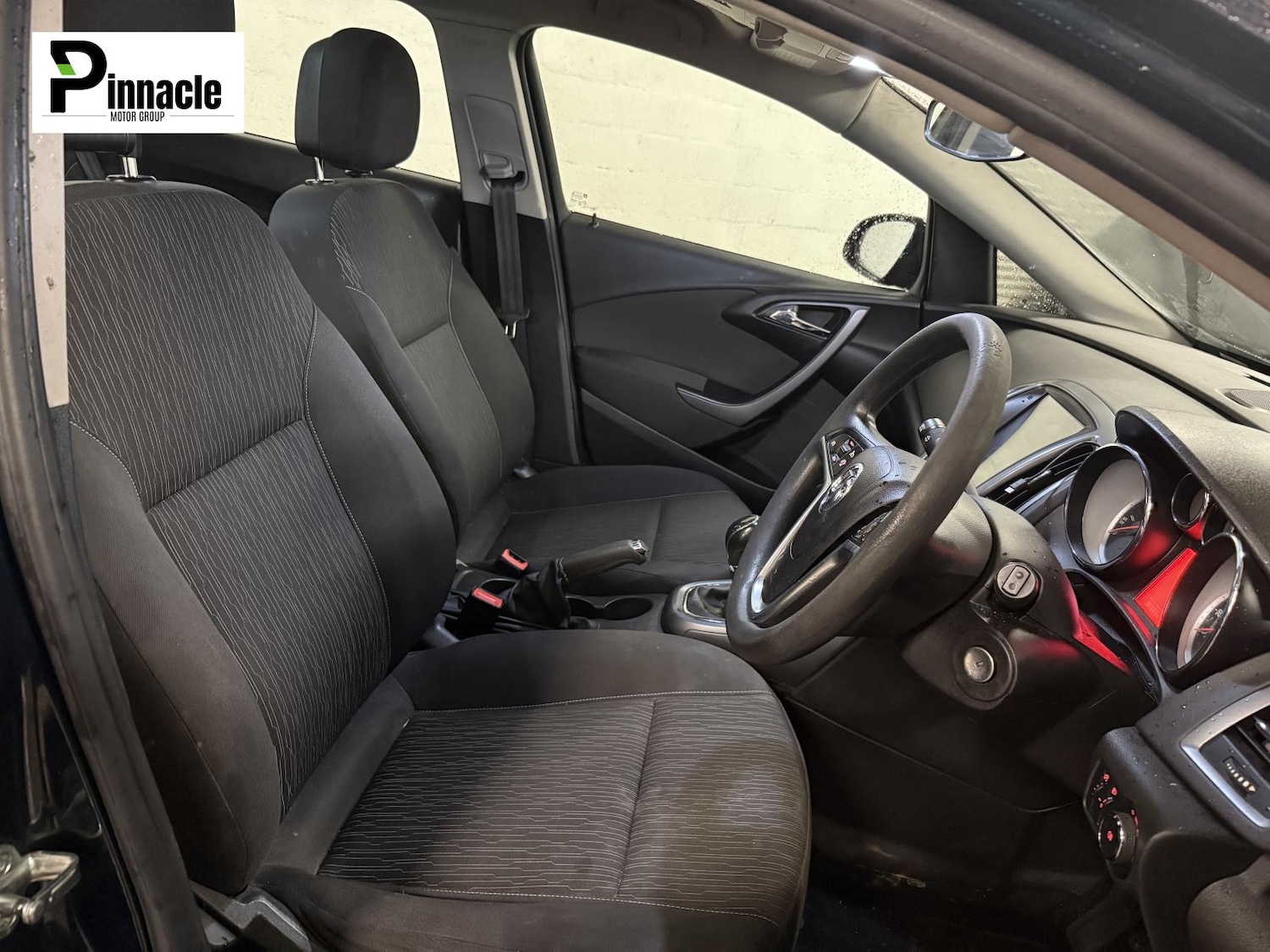 Used Vauxhall Astra 2015 for sale - 77277680: Photo 9