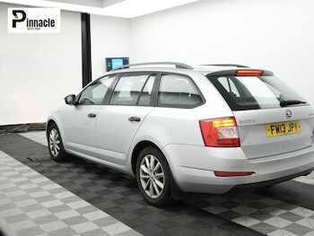 Used Skoda Octavia 2013 for sale - 75837897: Photo
