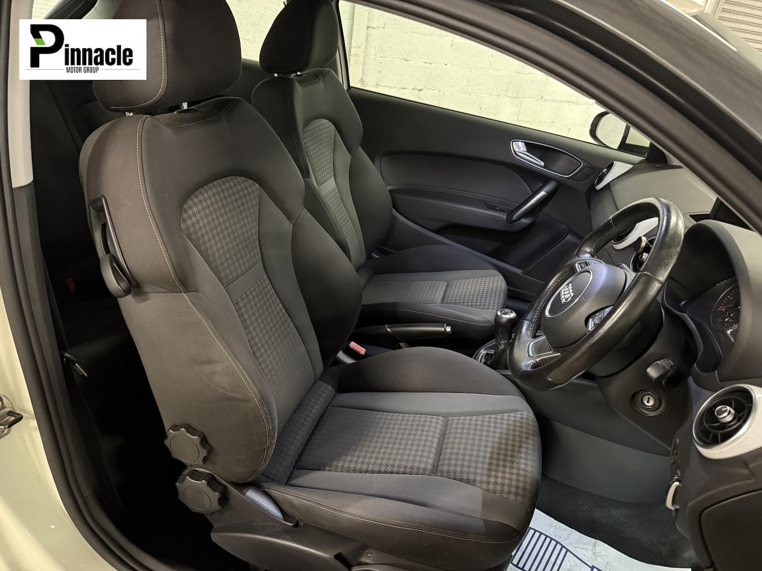 Used Audi A1 2011 for sale - 76213730: Photo 14
