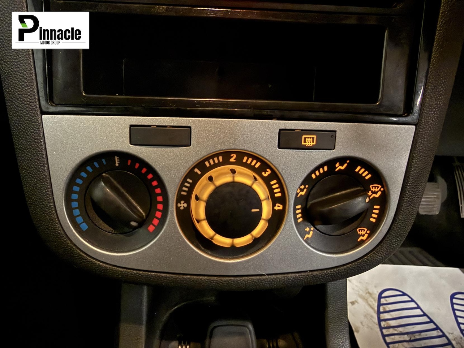 Used Vauxhall Corsa 2012 for sale - 77385610: Photo 20