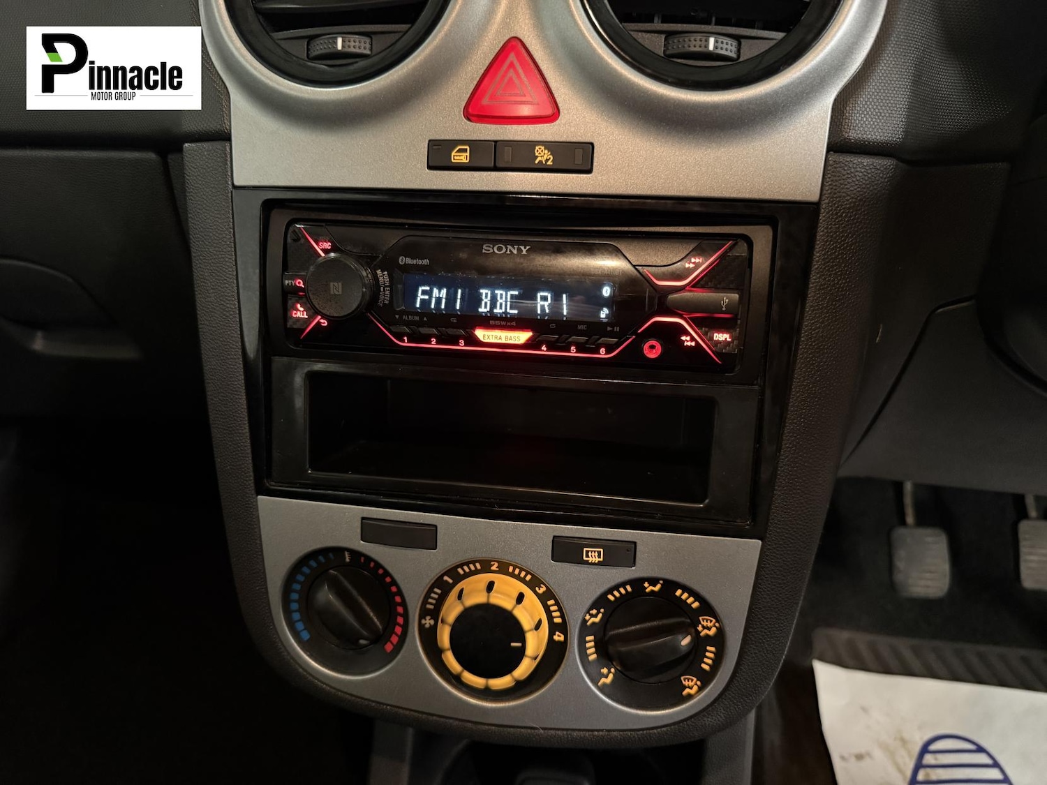 Used Vauxhall Corsa 2012 for sale - 77385610: Photo 21