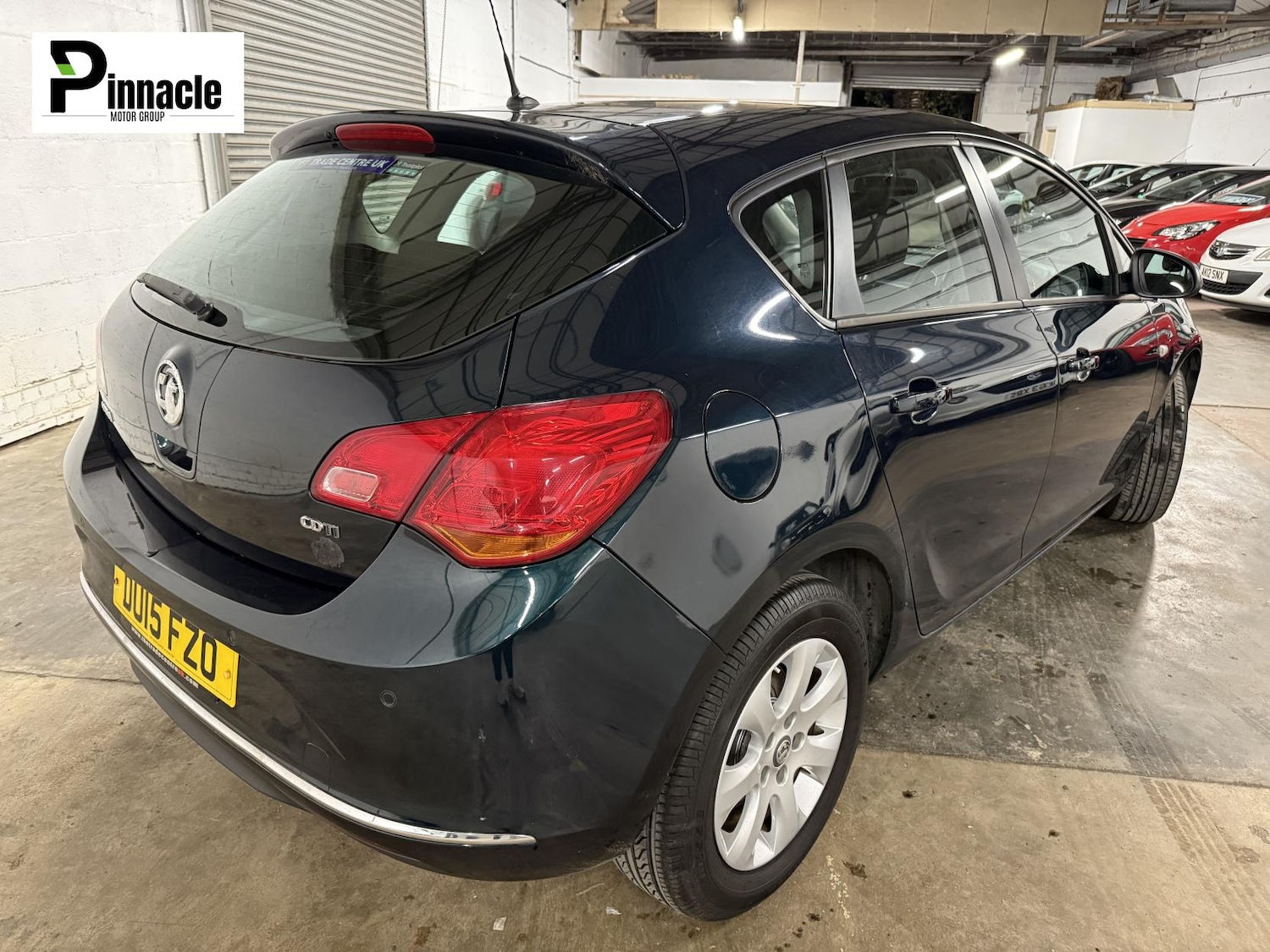 Used Vauxhall Astra 2015 for sale - 76700540: Photo 3