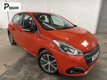 2016 - 1.2 PureTech XS White Hatchback 5dr Petrol Manual Euro 6 (82 ps)