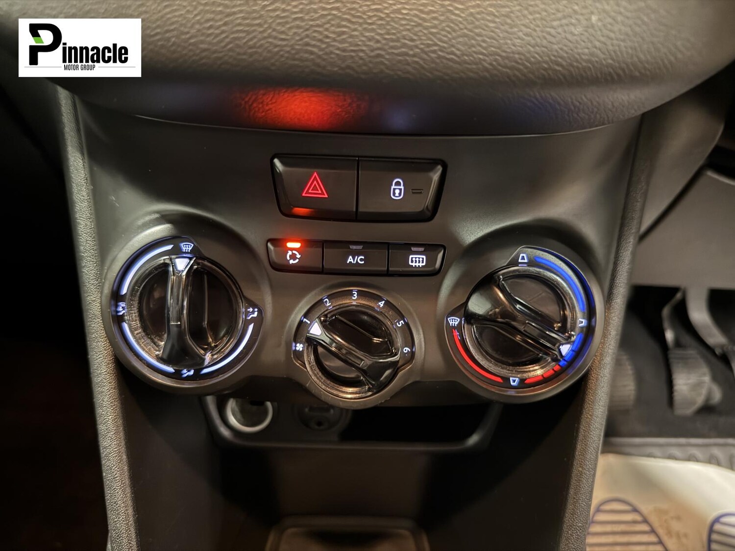 Used Peugeot 208 2014 for sale - 77694713: Photo 21