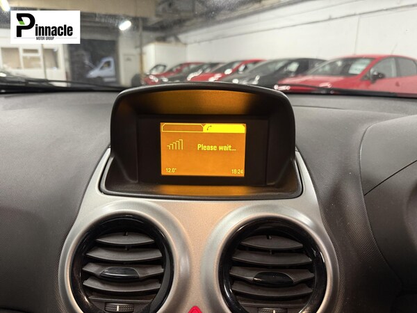 Used Vauxhall Corsa 2012 for sale - 76266332: Photo 8