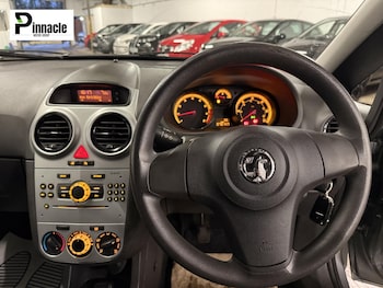 Used Vauxhall Corsa 2012 for sale - 77159243: Photo