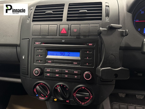 Used Volkswagen Polo 2009 for sale - 74692650: Photo 13