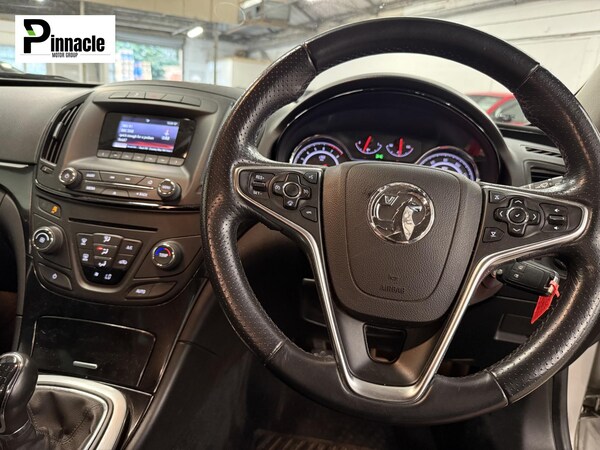 Used Vauxhall Insignia 2014 for sale - 76249984: Photo 2