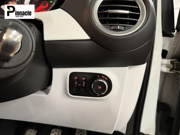 Used Vauxhall ADAM 2014 for sale - 76117695: Photo 22