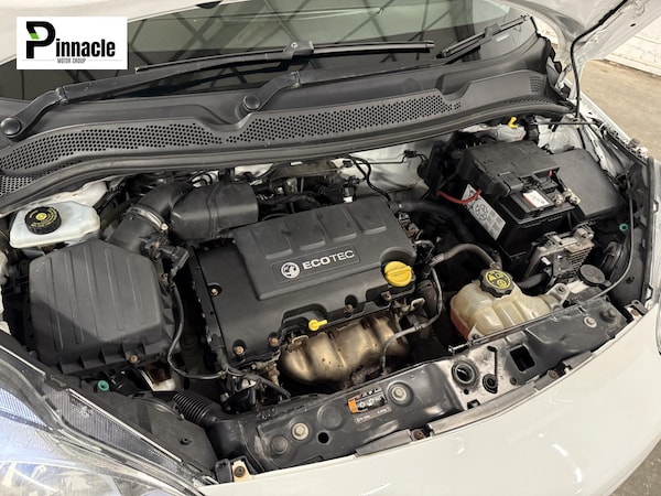 Used Vauxhall ADAM 2014 for sale - 76117695: Photo 28