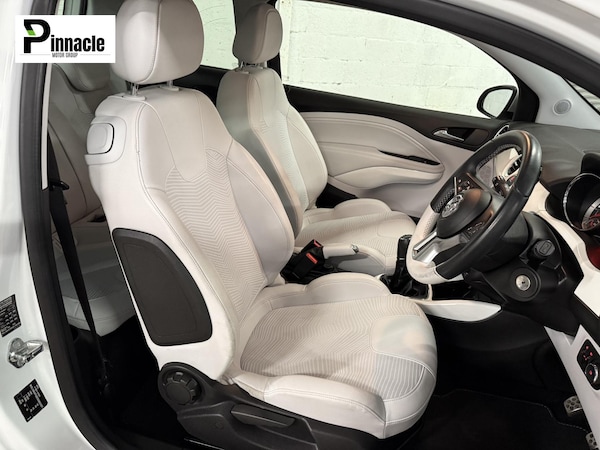 Used Vauxhall ADAM 2014 for sale - 76117695: Photo 2