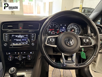 Used Volkswagen Golf 2015 for sale - 78442792: Photo