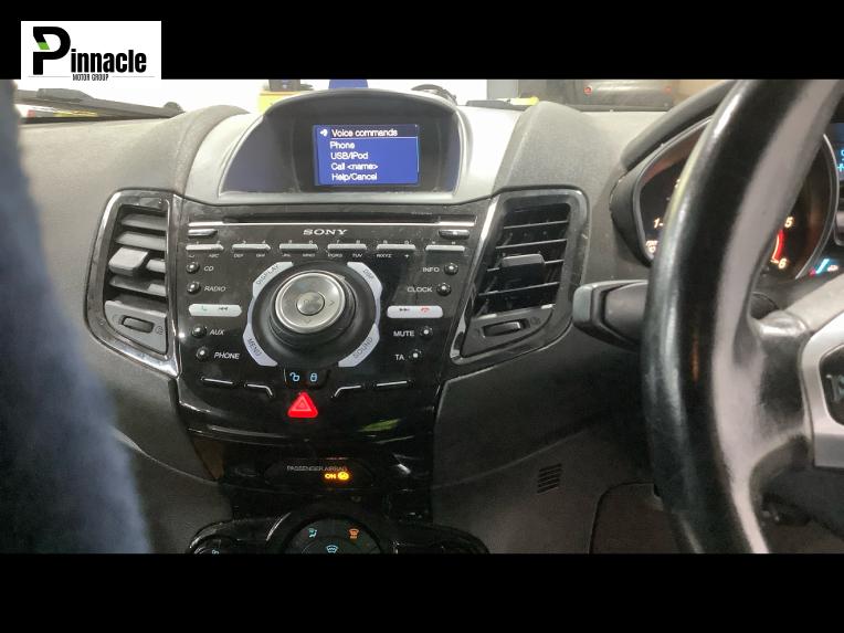 Used Ford Fiesta 2013 for sale - 77235612: Photo 2