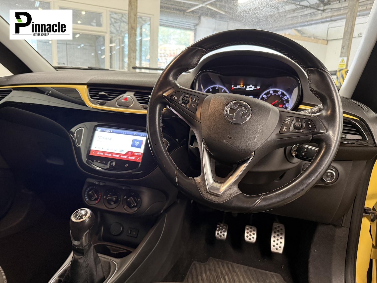 Used Vauxhall Corsa 2015 for sale - 78061623: Photo 2