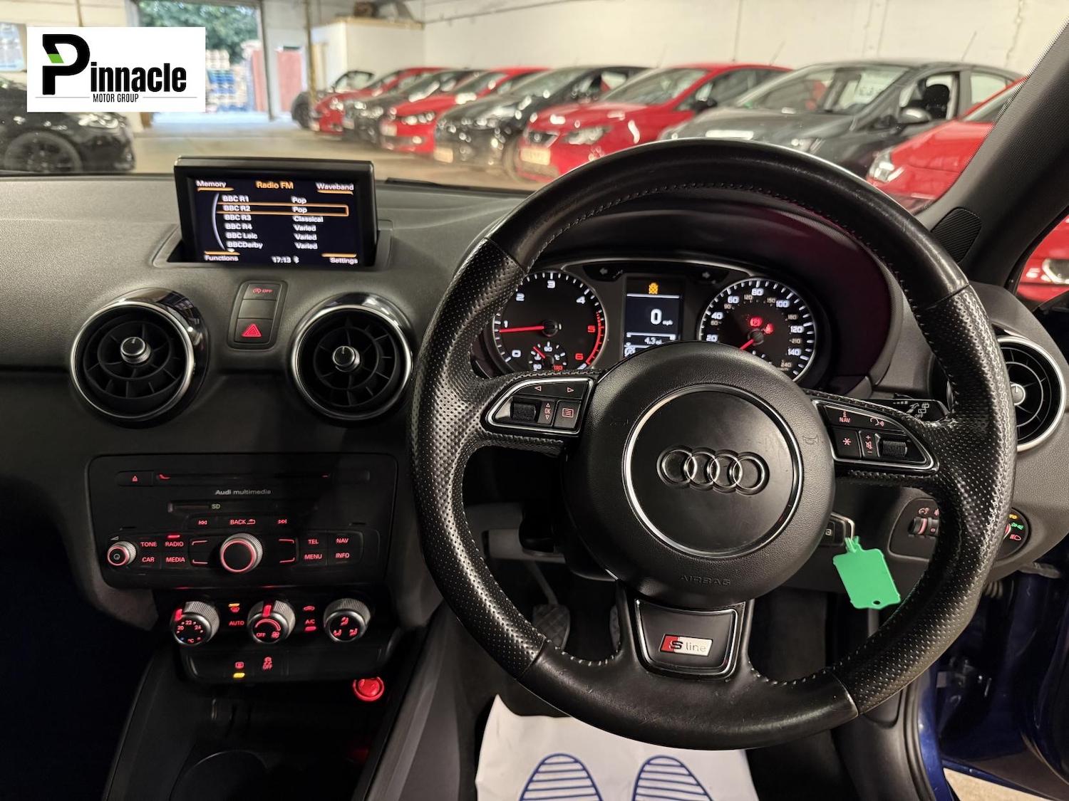 Used Audi A1 2013 for sale - 76213739: Photo 2