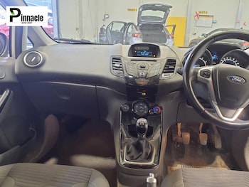 Used Ford Fiesta 2013 for sale - 75922880: Photo