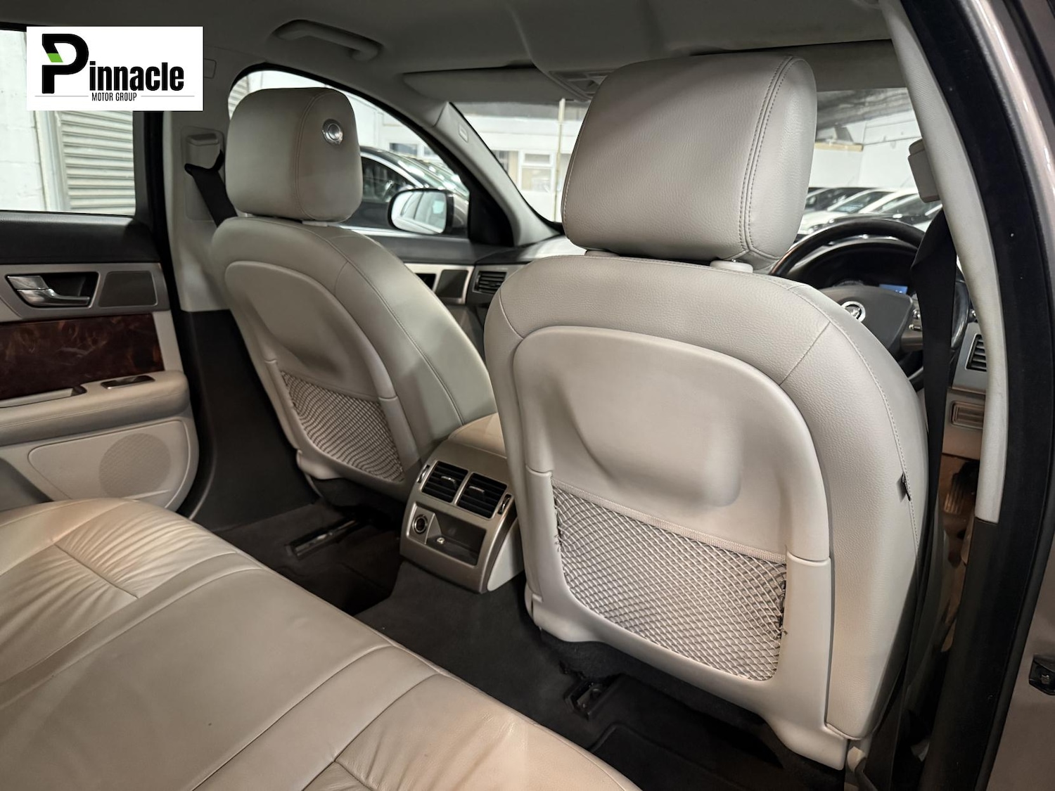 Used Jaguar XF 2010 for sale - 76580918: Photo 17