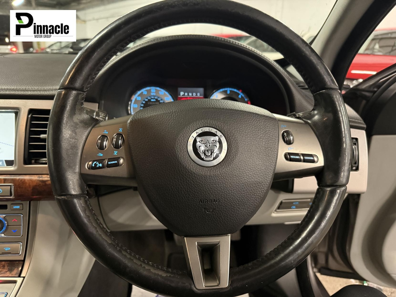 Used Jaguar XF 2010 for sale - 76580918: Photo 22