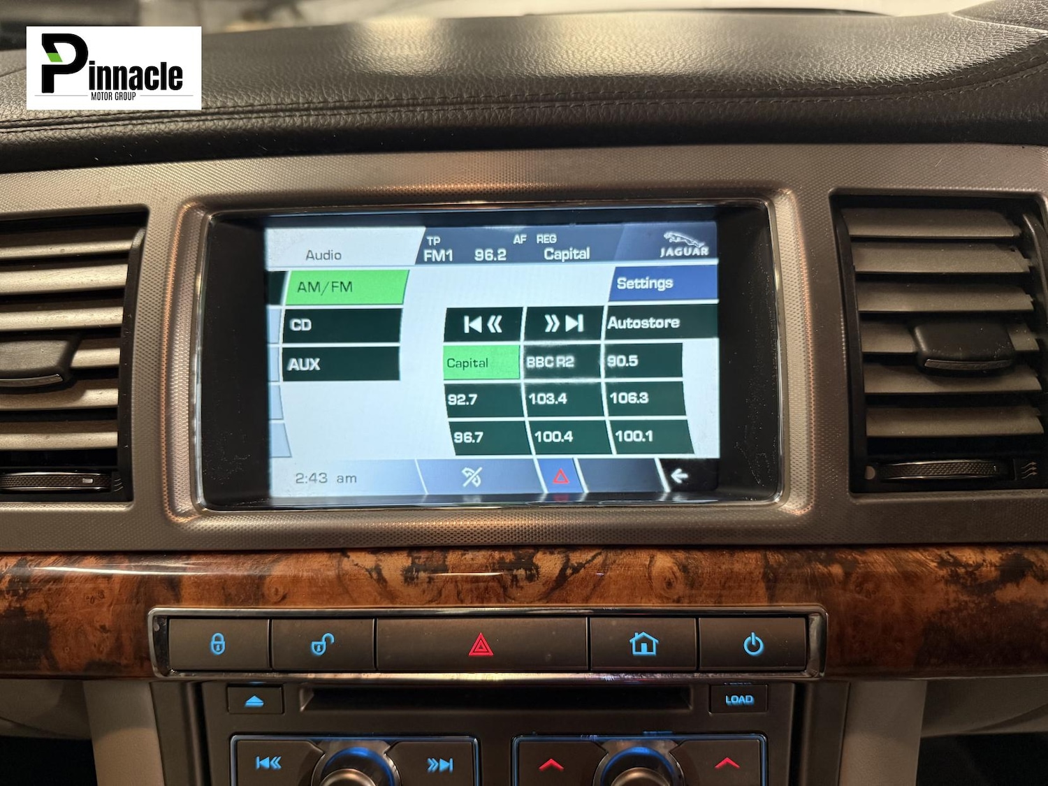 Used Jaguar XF 2010 for sale - 76580918: Photo 30