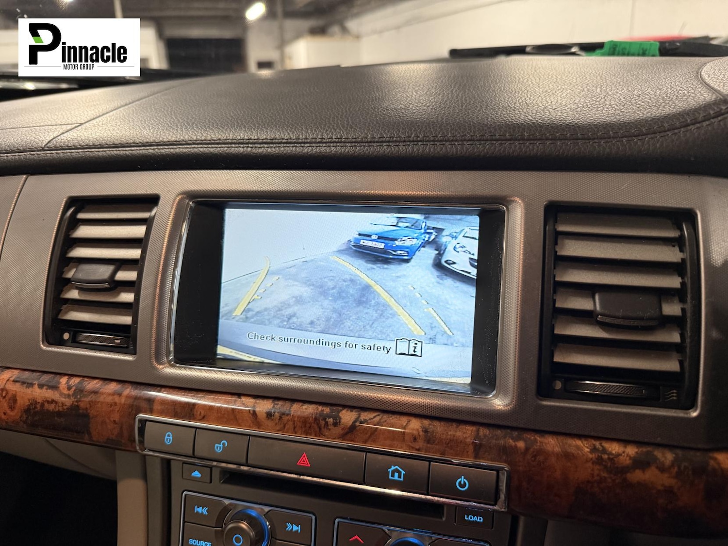 Used Jaguar XF 2010 for sale - 76580918: Photo 36