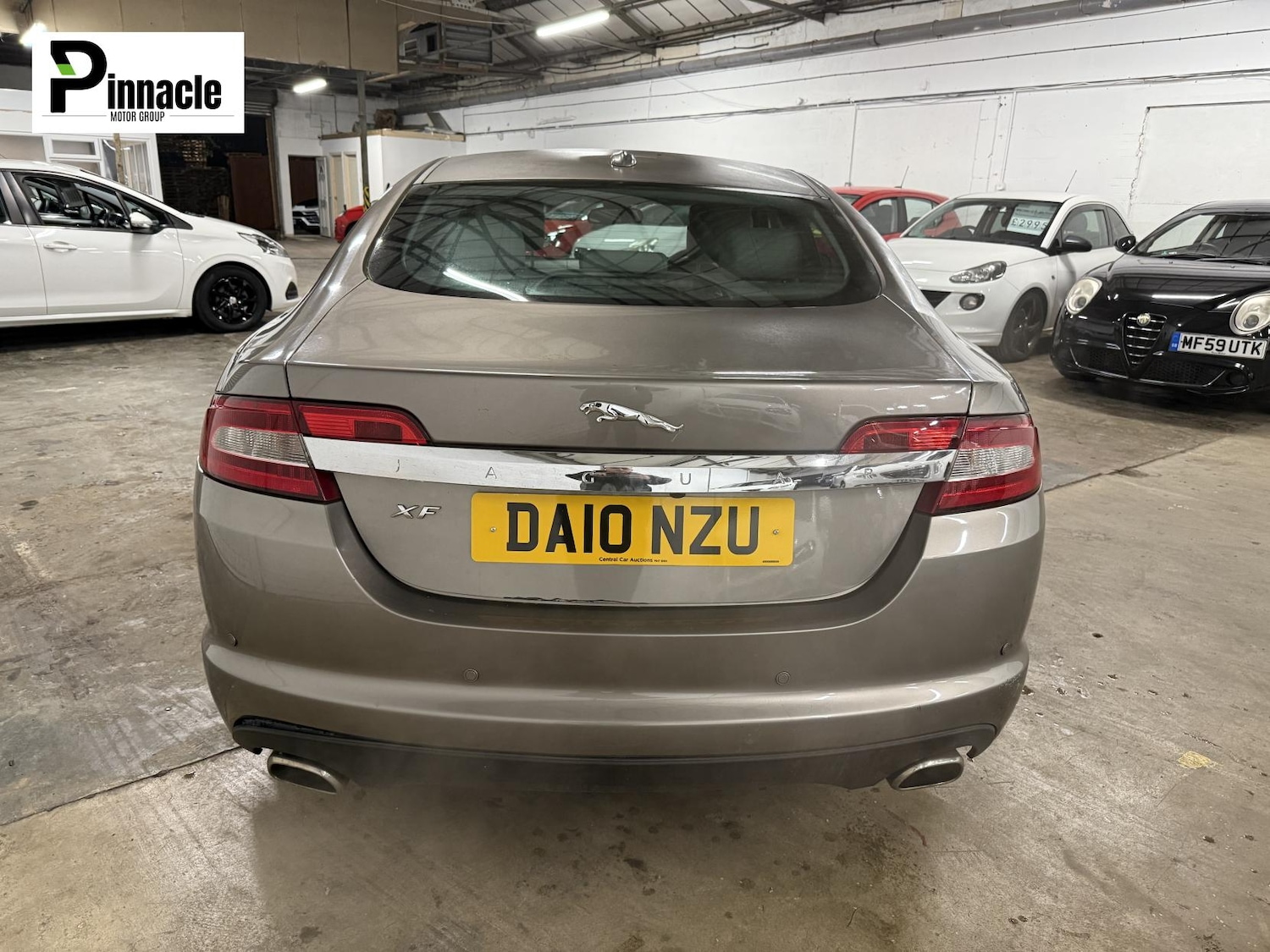Used Jaguar XF 2010 for sale - 76580918: Photo 6