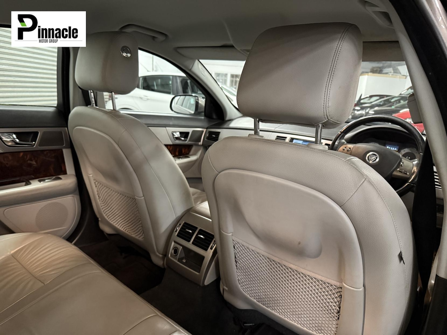 Used Jaguar XF 2010 for sale - 76580918: Photo 7