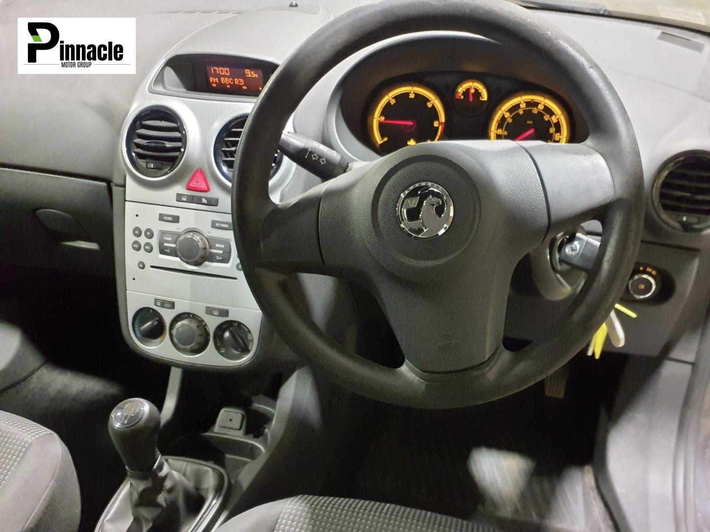 Used Vauxhall Corsa 2012 for sale - 76418685: Photo 2