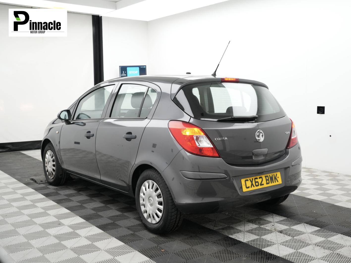 Used Vauxhall Corsa 2012 for sale - 76418685: Photo 3