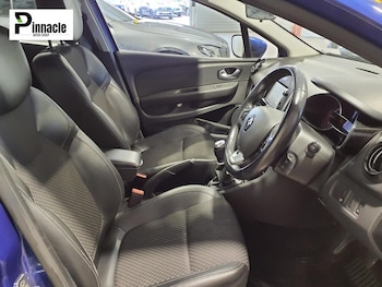 Used Renault Clio 2018 for sale - 78644001: Photo