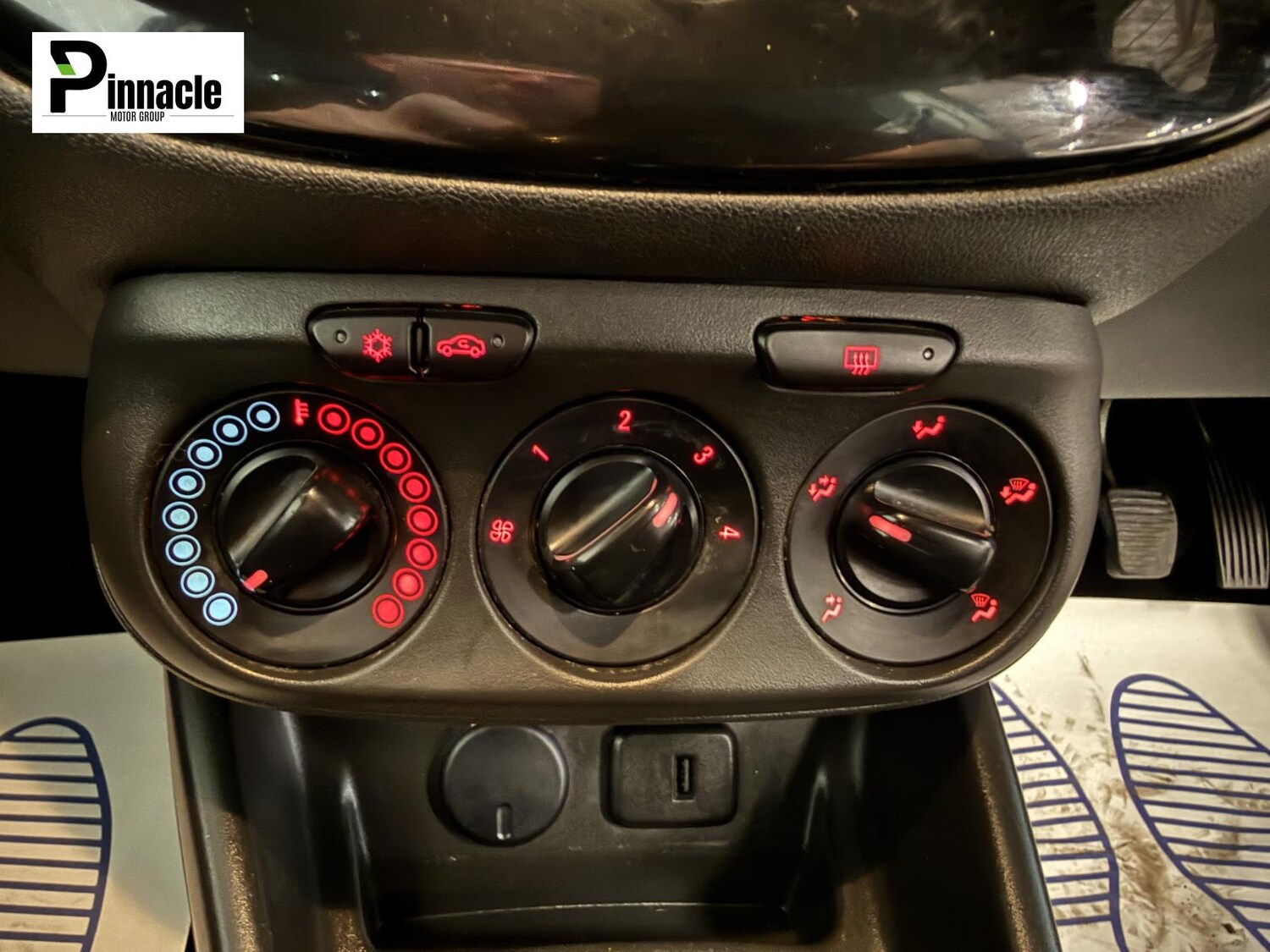 Used Vauxhall Corsa 2016 for sale - 77921740: Photo 27