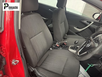 Used Vauxhall Astra 2012 for sale - 75074661: Photo