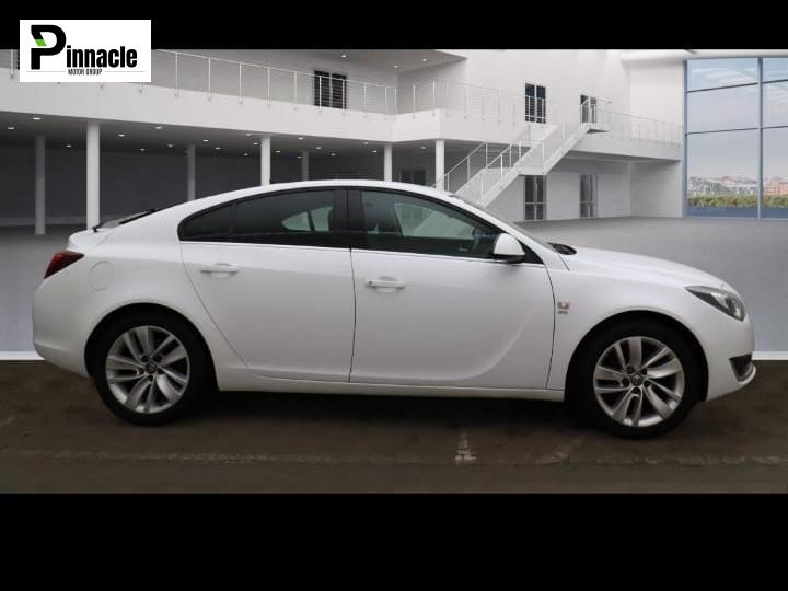 Used Vauxhall Insignia 2016 for sale - 76467838: Photo 5