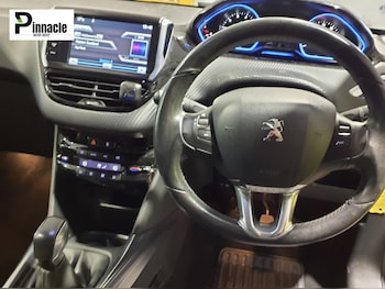 Used Peugeot 2008 2014 for sale - 75837879: Photo
