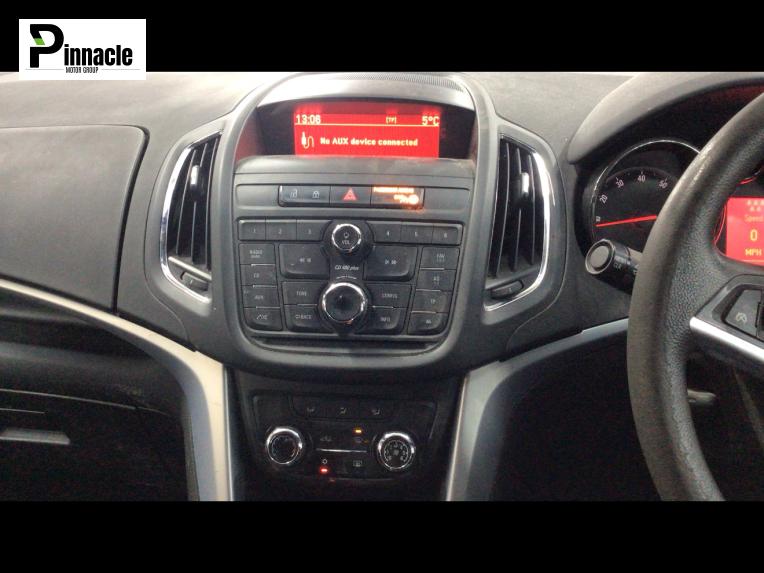 Used Vauxhall Zafira 2014 for sale - 77640929: Photo 2