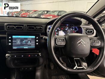 Used Citroen C3 2017 for sale - 76079896: Photo 2