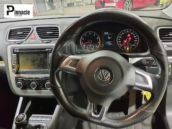 Used Volkswagen Scirocco 2011 for sale - 76418695: Photo