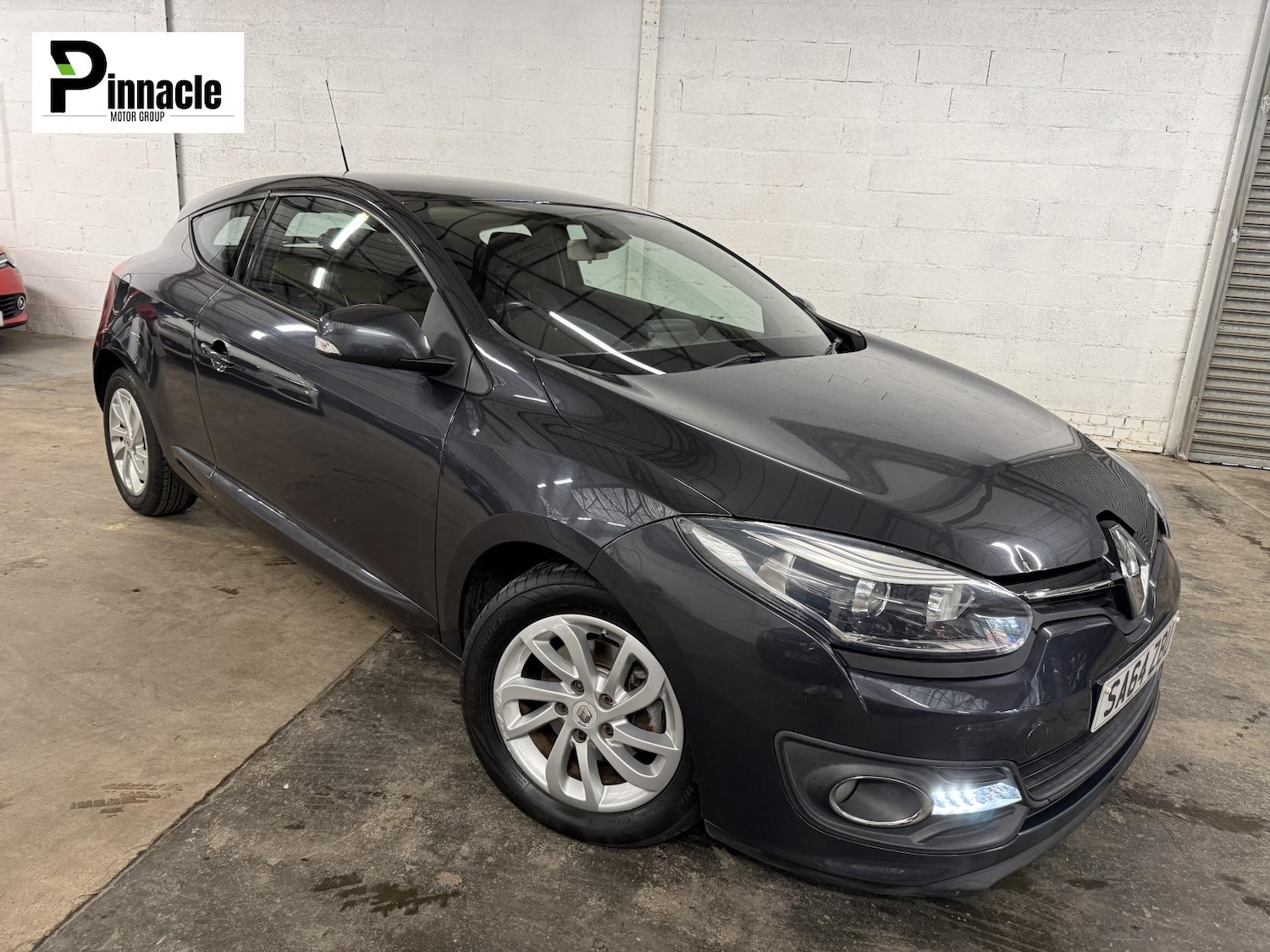 Used Renault Megane 2014 for sale - 76941238: Photo 1